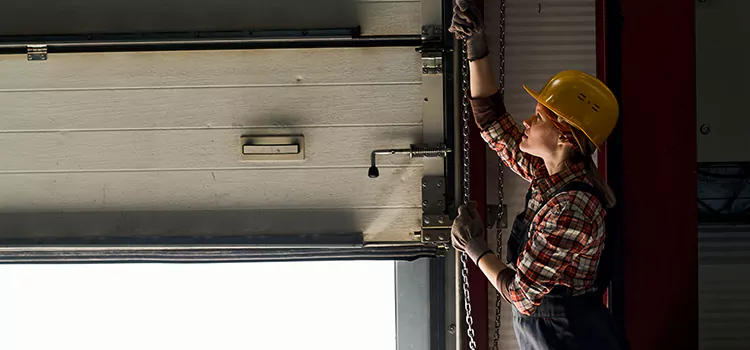 Addressing Common Garage Door Stoppage Issues in Ashland, CA